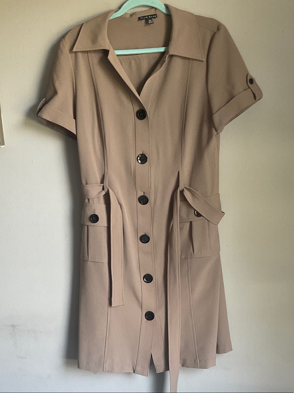 Nine West Tan Short-Sleeve Button-Front Midi Dress with Self-Tie Waist